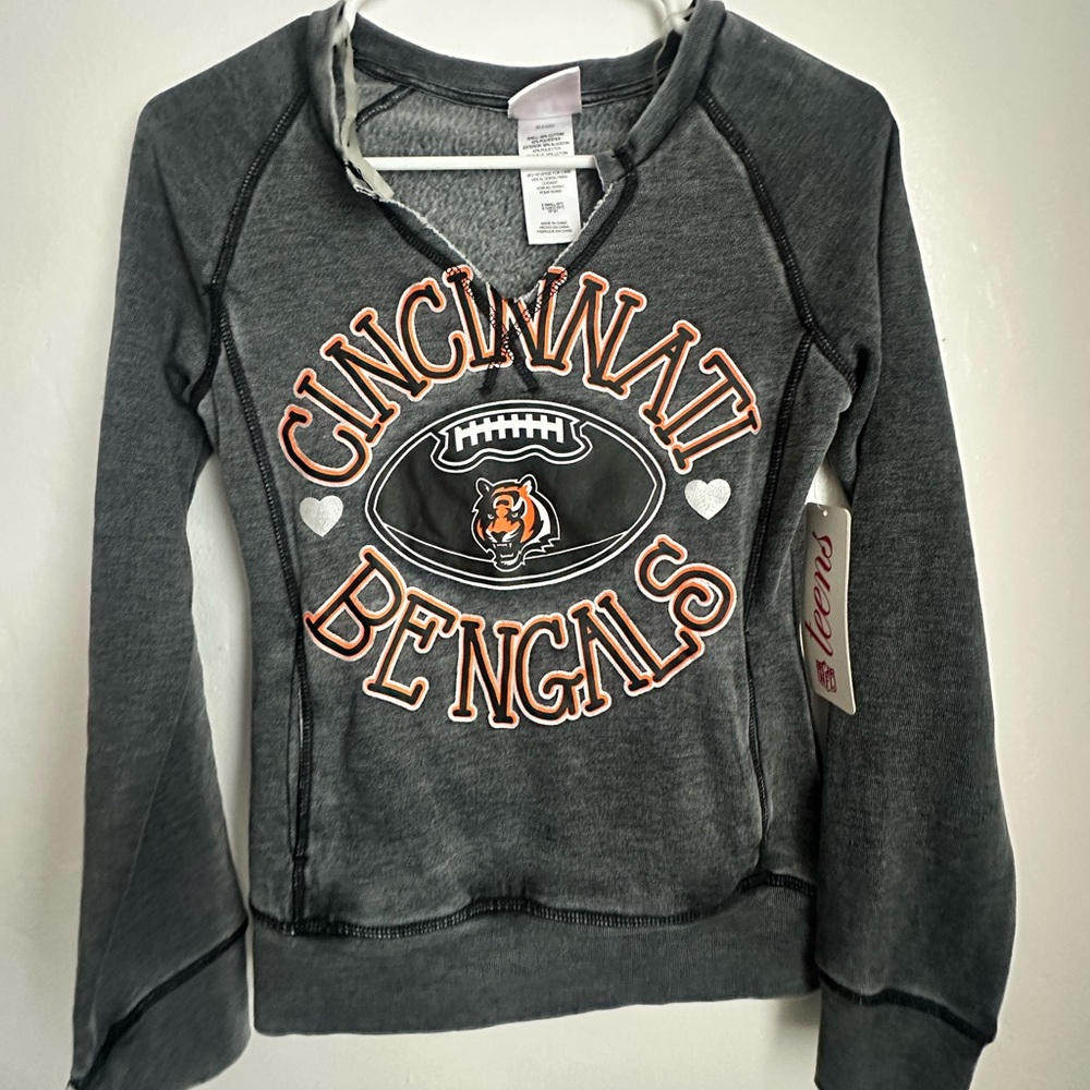 Cincinnati Bengals Women's Gray Sweater